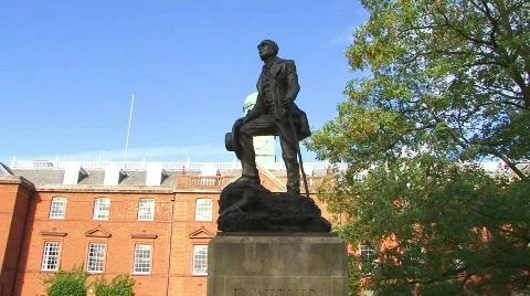 Darwin statue track 1080i Video stock 325581