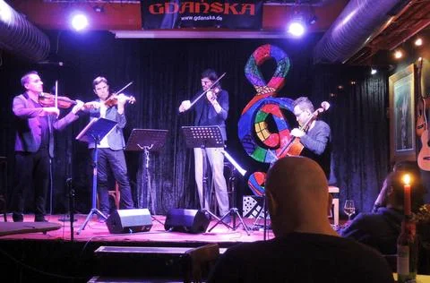 Das polnische Atom String Quartet im Oberhausener Gdanska 2019. The Polish... Stock Photos