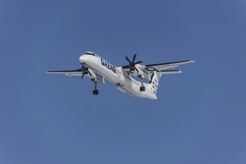 Dash 8-400 Stock Photos
