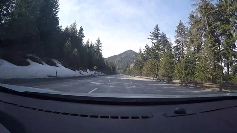 Dash cam in mountains 스톡 동영상 128761592