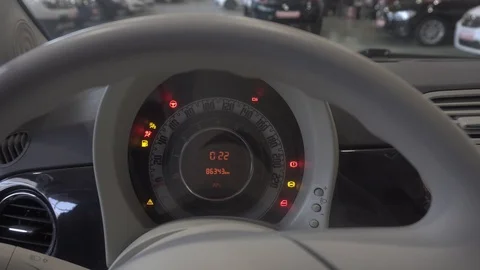 Dashboard in car Vidéo 106596035