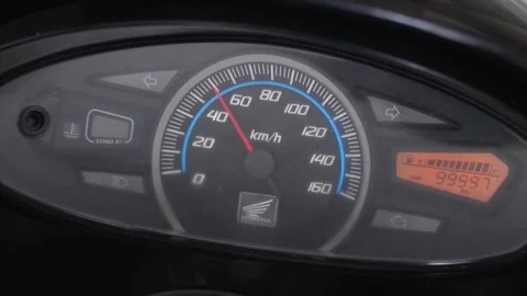 Dashboard warnings, odometer reading, analogue speedometer display Stock Footage 305571085