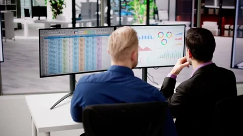 Data Analyst Using Data Analytics KPI Video stock 264898341