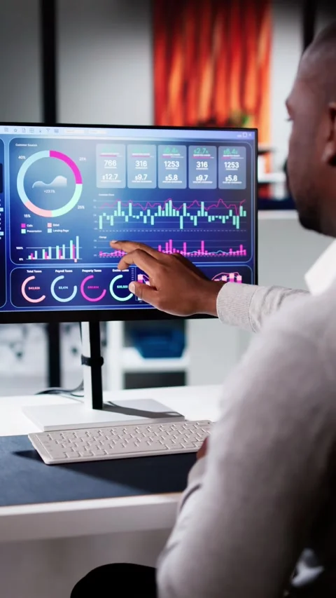 Data Analytics Dashboard In Office. Financial Analyst 動画素材 294727279