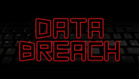 Data Breach red text over black keyboard illustration 库存插图