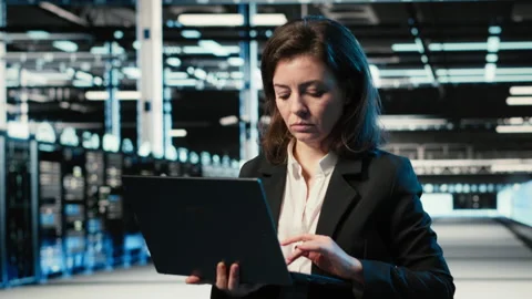 Data center admin creating digital twin scan to optimize server load balancing Stock Footage 328333588