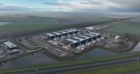 Data center being build, under construction, large scale internet hardware 스톡 동영상 257938958