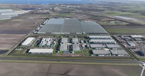 Data center, computing center, cloud services, big data, AI, machine learnings Video stock 303624053