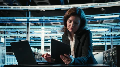 Data center developer uses devices as control panel for digital twin simulation Stock Footage 329329739