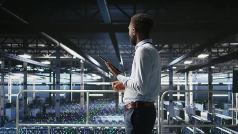 Data center engineer doing maintenance tasks on systems Video stock 310279085