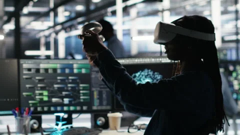 Data center engineer using virtual reality technology and node tree software Stock Footage 307028438