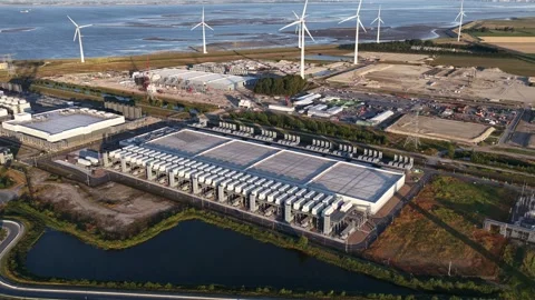 Data center facility utilizing renewable wind energy infrastructure 스톡 동영상 346534931