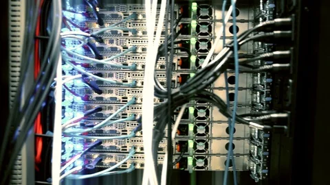 Data Center Network Switch - Working Ethernet Switches 10/100/1000 Mbps Vídeo Stock 96499672