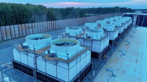 Data center rooftop cooling units operating in New Albany, Ohio 動画素材 346654604