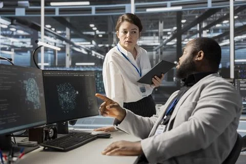 Data center software developers use AI visualization tool Foto stock