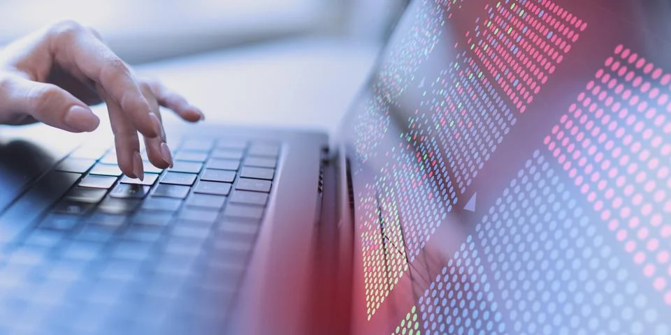 Data Clustering Visualization on Digital Tablet Interface in Machine Learning Foto stock