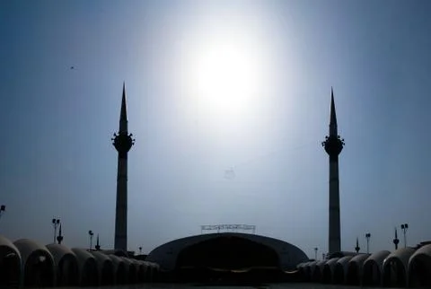 Data Durbar Complex Panorama contre-jour view toData Durbar Shrine and mosque Stockfoto's
