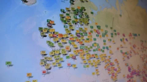 Data pollution index details changing cursor. Camera shot computer screen. Vídeos de archivo 240586734