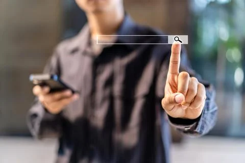 Data Search Technology Search Engine Optimization The human hand is using a.. 스톡 사진
