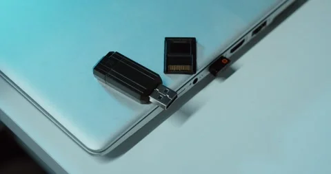 Data Storage Devices Video stock 319821605