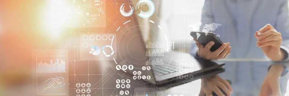 Data Visualization and Analytics for Informed Decision-Making on a Wide Banne 스톡 사진