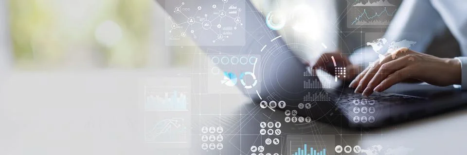 Data Visualization and Analytics for Informed Decision-Making on a Wide Banne 스톡 사진