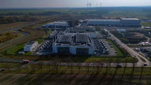 Datacenter exterioir computing infrastructure. Gorgeous aerial view flight drone Stockbeeldmateriaal 321268207