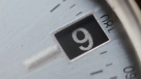 Date indicator changing 9 to 10 on a watch Stock Footage 146645957