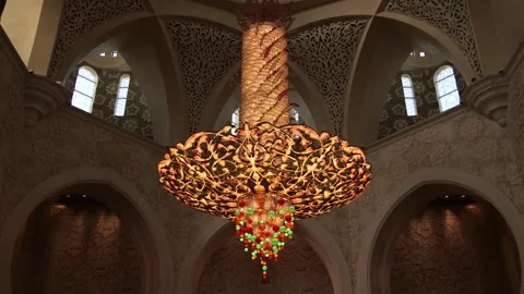 Date Palm Chandelier in Sheikh Zayed Grand Mosque prayer hall in Abu Dhabi, UAE Stock Footage 330082512