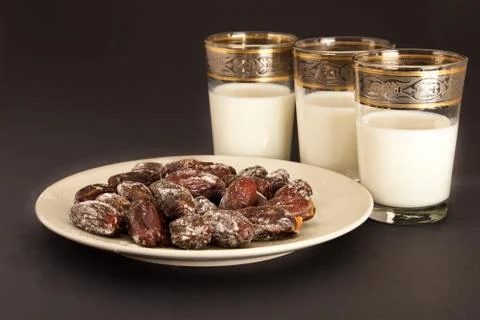 Dates and milk Stock-Fotos