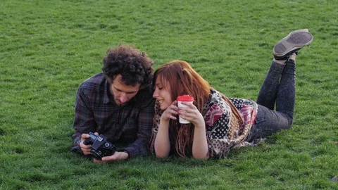 Dating in the summer park Stock Footage 89100339