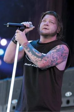  Dave Williams from Drowning Pool performing at Ozzfest 2002. Tweeter Cent... Stock Photos