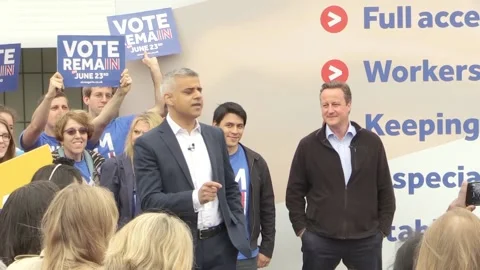 David Cameron and Sadiq Khan speak at Remain event Stock Footage 148694962