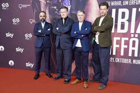  David A. Hamade (v-l). Nicholas Ofczarek, Andreas Lust, Julian Looman zu ... Stock Photos