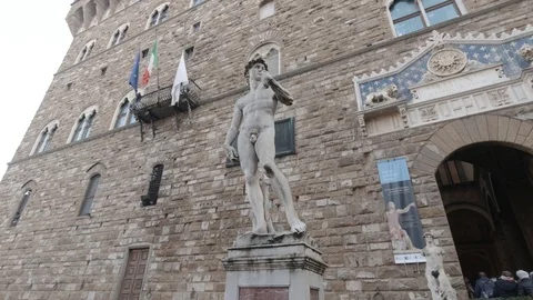 The David Replica by Palazzo Vecchio in Firenze, Italy  Stock Footage 127336511