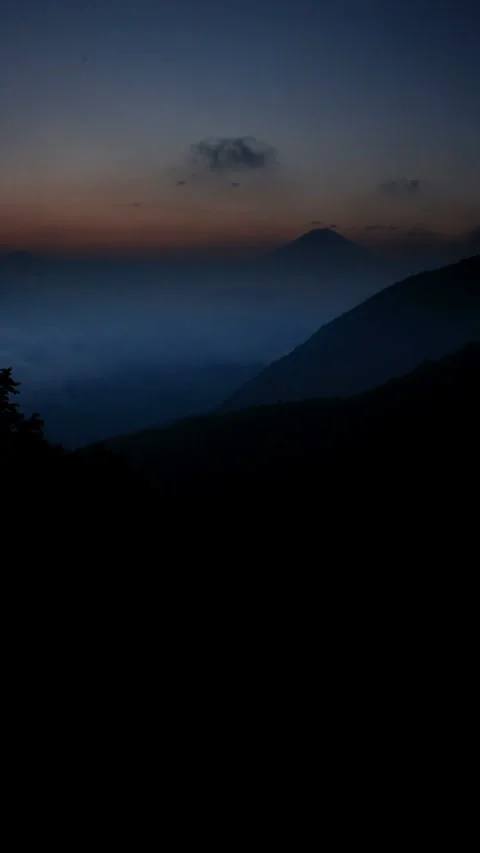 Dawn and Sunrise over Mount Fuji and the Sea of Clouds Stock Footage 330155239