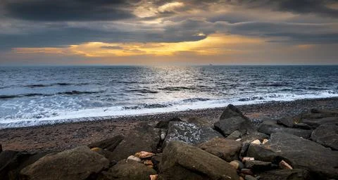 Dawn breaks over the River Forth at Dysart, Fife, Scotland Stock Photos