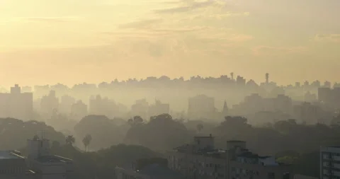 Dawn with fog Vídeo Stock 151518427