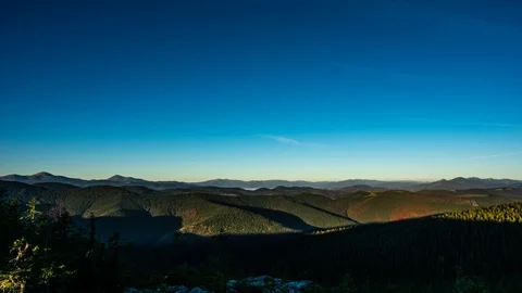 Dawn in the mountain town Video stock 99603850