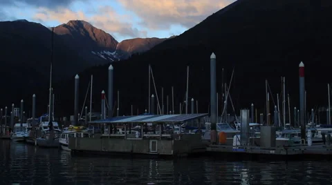 Dawn over Seward Harbor Vídeo Stock 55148084