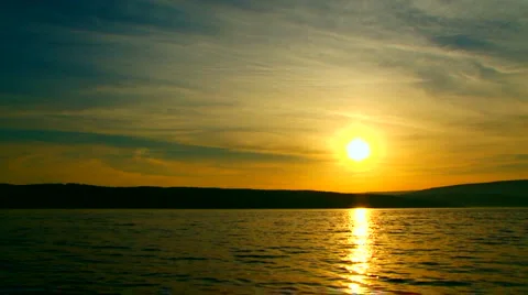 Dawn over the water Stock Footage 1394243