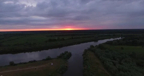 Dawn over the water Stock Footage 266784193