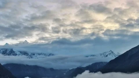 Dawn to sunrise time lapse of Mount Namcha Barwa Tibet Stock-Footage 333554316