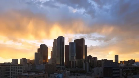Day Becomes Night over Downtown Los Angeles Video stock 76502675