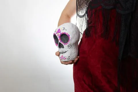 Day of the Dead Sugar Skull Prop in Studio with Copy Space for Editorial Bann 库存照片
