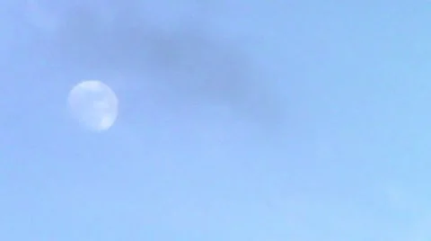The day moon Video stock 3400592