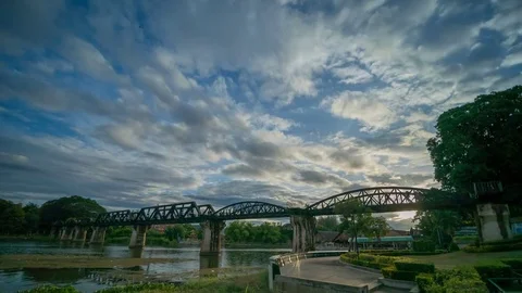 Day to Night Time-lapse of Bridge River Kwai in Kanchanaburi Video stock 79419991