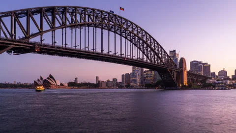Day to night time lapse clip of Sydney Harbour Bridge Stock Footage 339100344