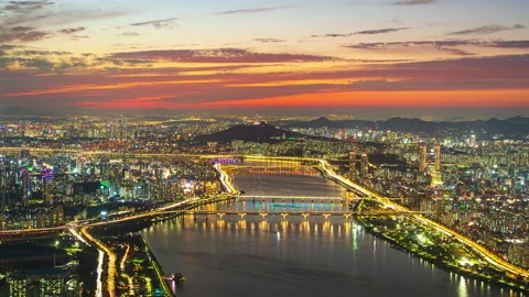 Day to night Time lapse landscape in Seoul,South Korea.And sunset sky. Vídeos de archivo 221990807