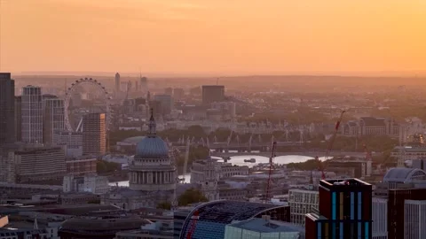 Day to night time lapse of the skyline of central London Stock-Footage 267678921